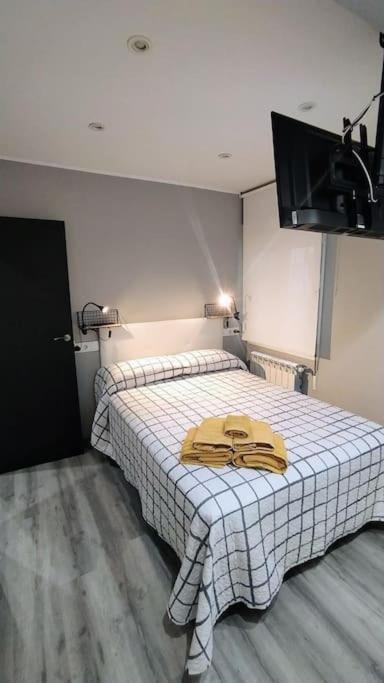 Ca Lolina Playa Apartment Gijon Bagian luar foto
