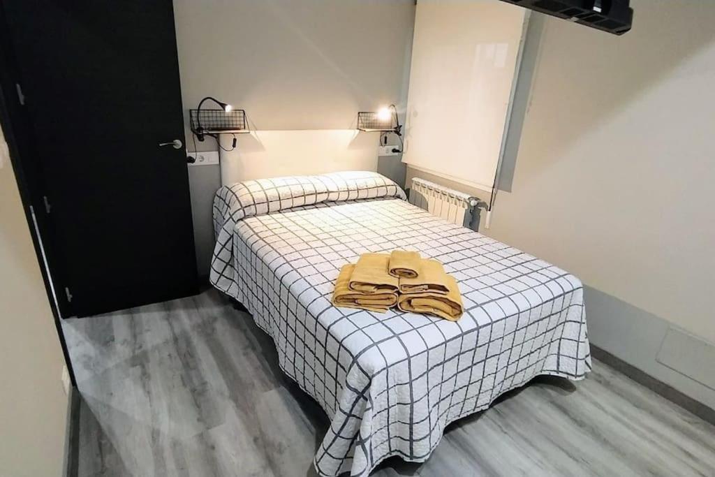 Ca Lolina Playa Apartment Gijon Bagian luar foto